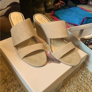 Taupe slides by Jessica Simpson.